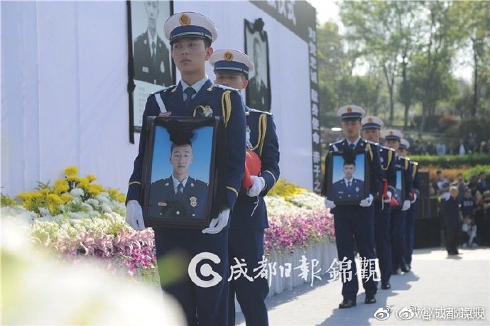 【成品短視頻app下載有哪些】迎首波新年“海天聯(lián)運(yùn)”出游大軍 琶洲港澳口岸新年出入境人員估計(jì)超萬人次