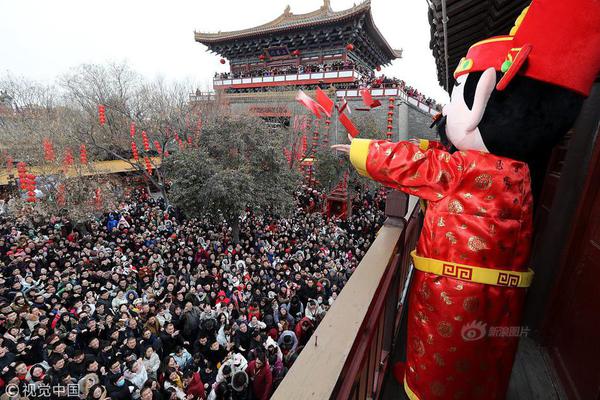 【17吃瓜官網(wǎng)黑料】十大財經(jīng)新聞丨多家中小銀行上調(diào)存款利率；2025元旦檔票房破3億；俄氣稱已中斷過境烏克蘭輸歐天然氣供給