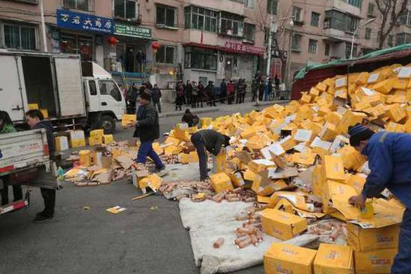 【51吃瓜爆料黑料】荷蘭海關(guān)查獲720公斤可卡因 市值約5400萬歐元